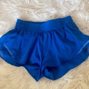 Lululemon Hotty Hot Shorts in Symphony Blue Size 4 Low Rise